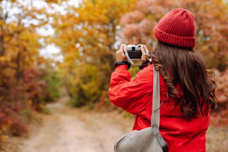 Jak Fotografować Jesień: Kompletne Porady dla Miłośników Fotografii